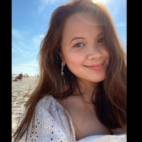 Meet the Posher of WowNYC, Wowie! - Picture 1 of 16